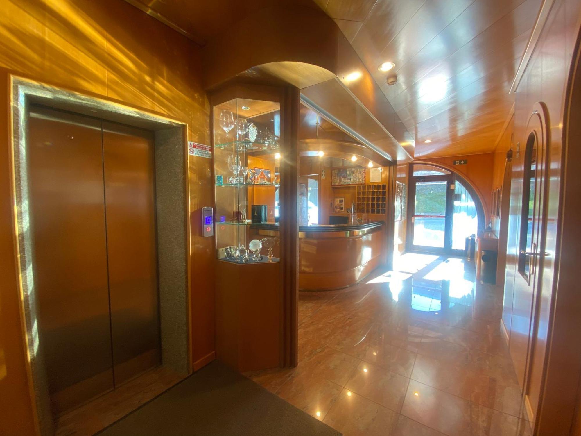 Hotel International Tarvisio Buitenkant foto